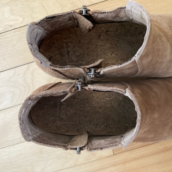 Reef suede booties with low heel 7.5 - Picture 7 of 9